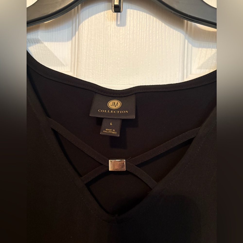 NWOT Macy’s JM Collection black cold shoulder criss cross chest,sheer ruffle slv